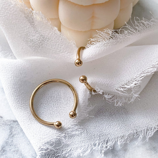 Adjustable Ball Finger Cuff in Gold