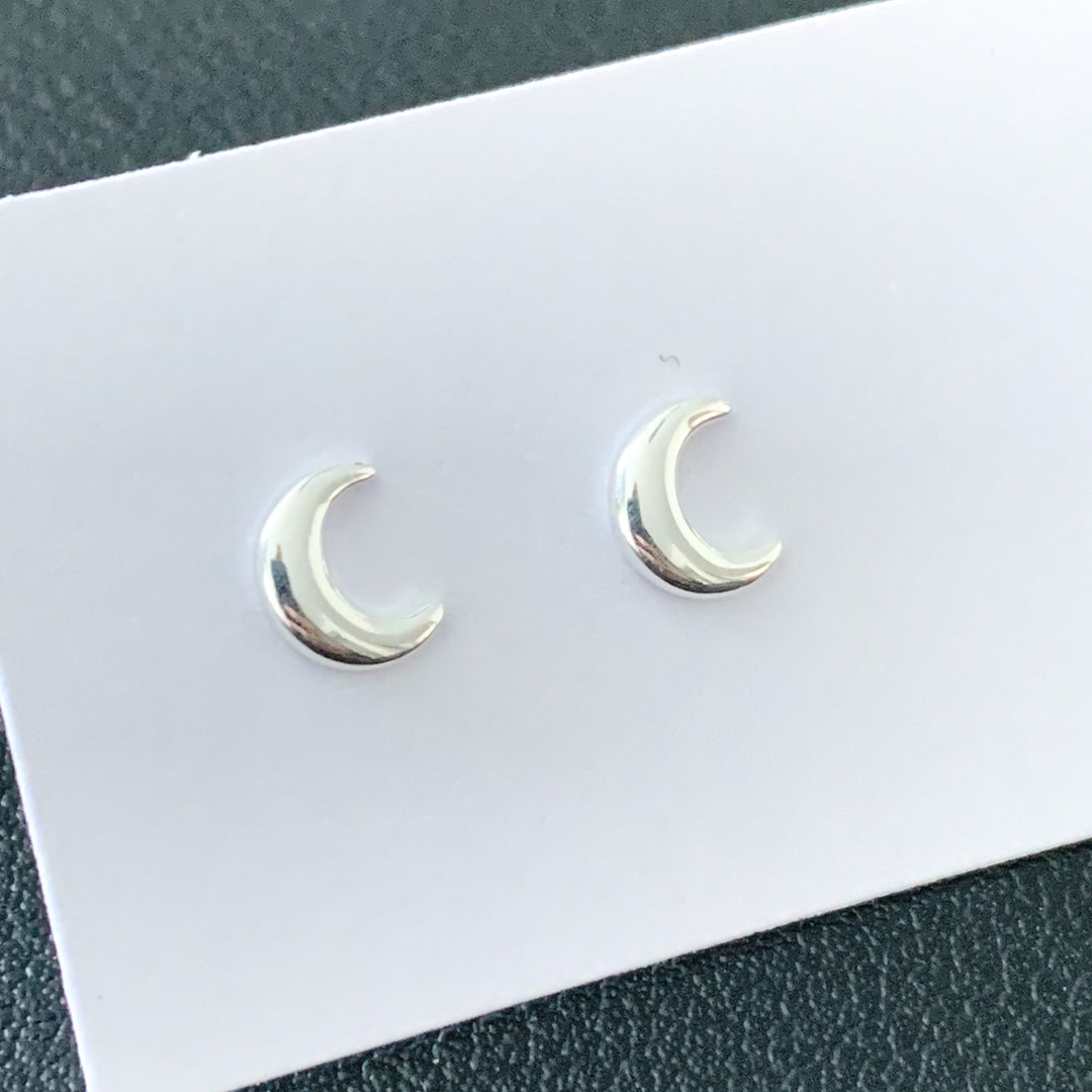Crescent Moom Stud Earrings